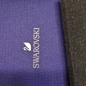 New in box Swarovski crystal ducks authentic